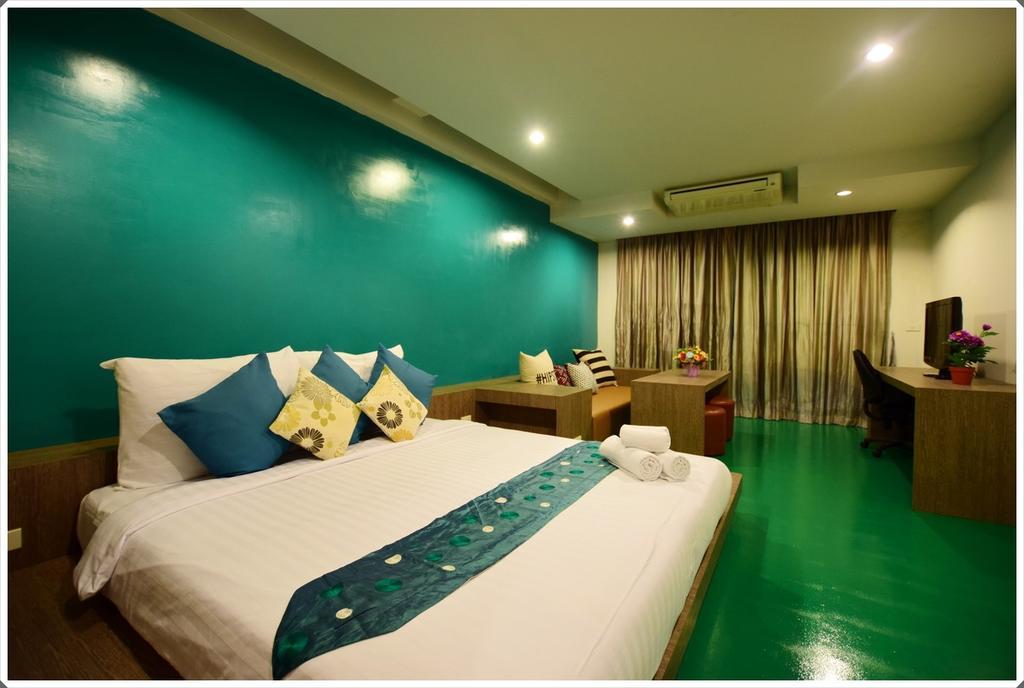 Franjipani Resort 후아 힌 외부 사진