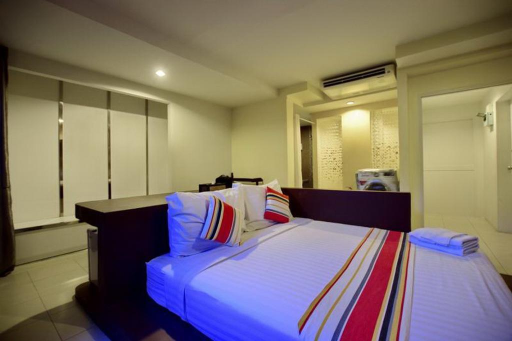 Franjipani Resort 후아 힌 외부 사진